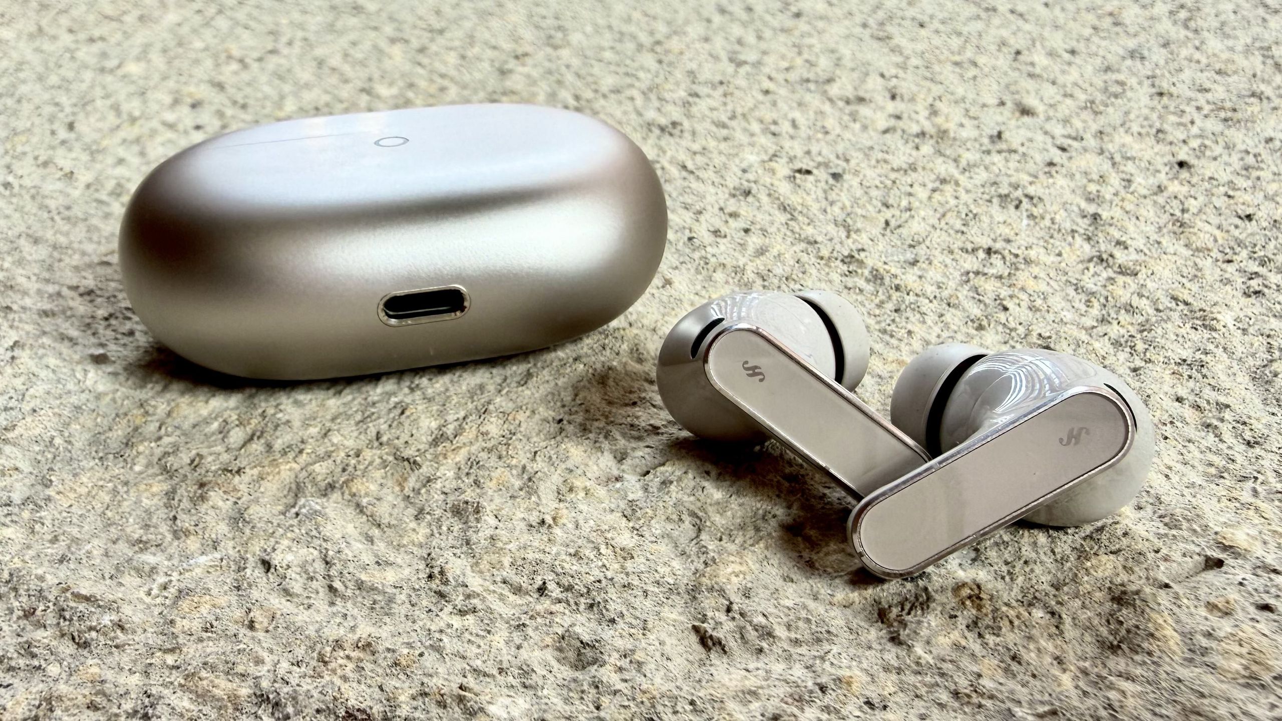 Huawei FreeBuds Pro 5 review: AirPods Pro alternatives I didn't expect to love this much