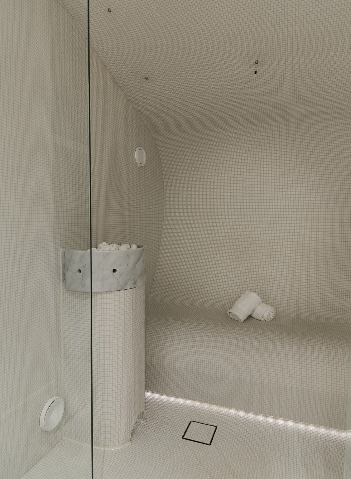 curve-walled steam room at The Hotel Maria