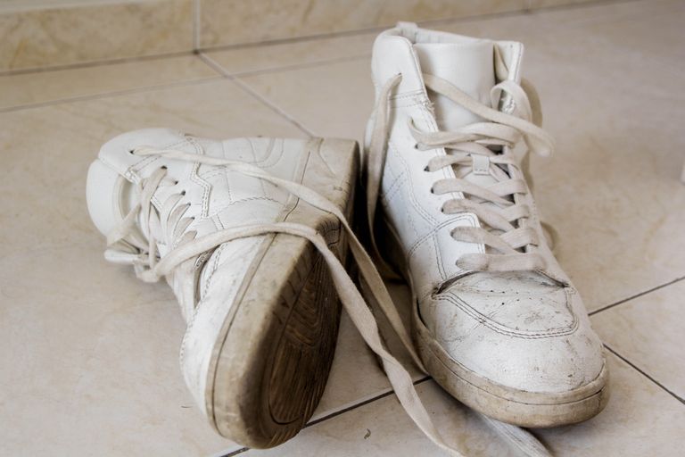 How to clean white shoes, according to cleaning experts | GoodtoKnow