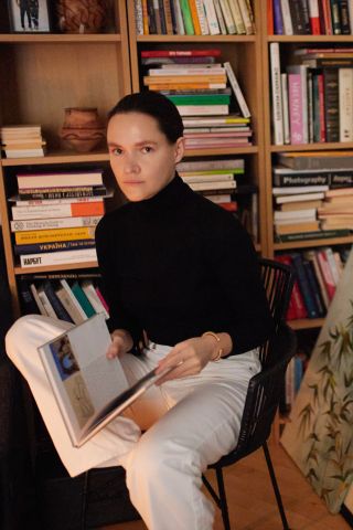 Sonya Soltes with books