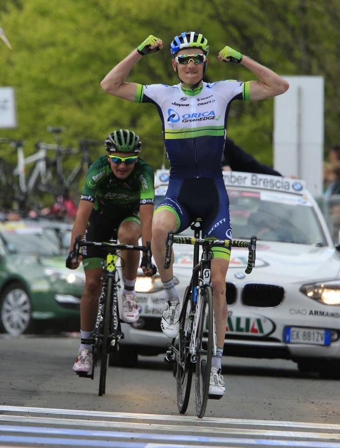 Pieter Weening (Orica - GreenEDGE) wins stage 9 of the Giro d'Italia