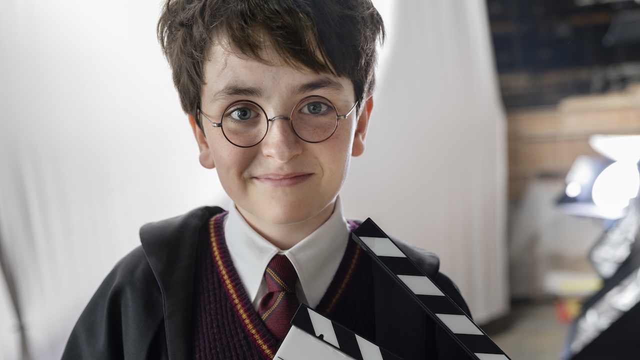 Dominic McLaughlin as Harry Potter on the set of the HBO series