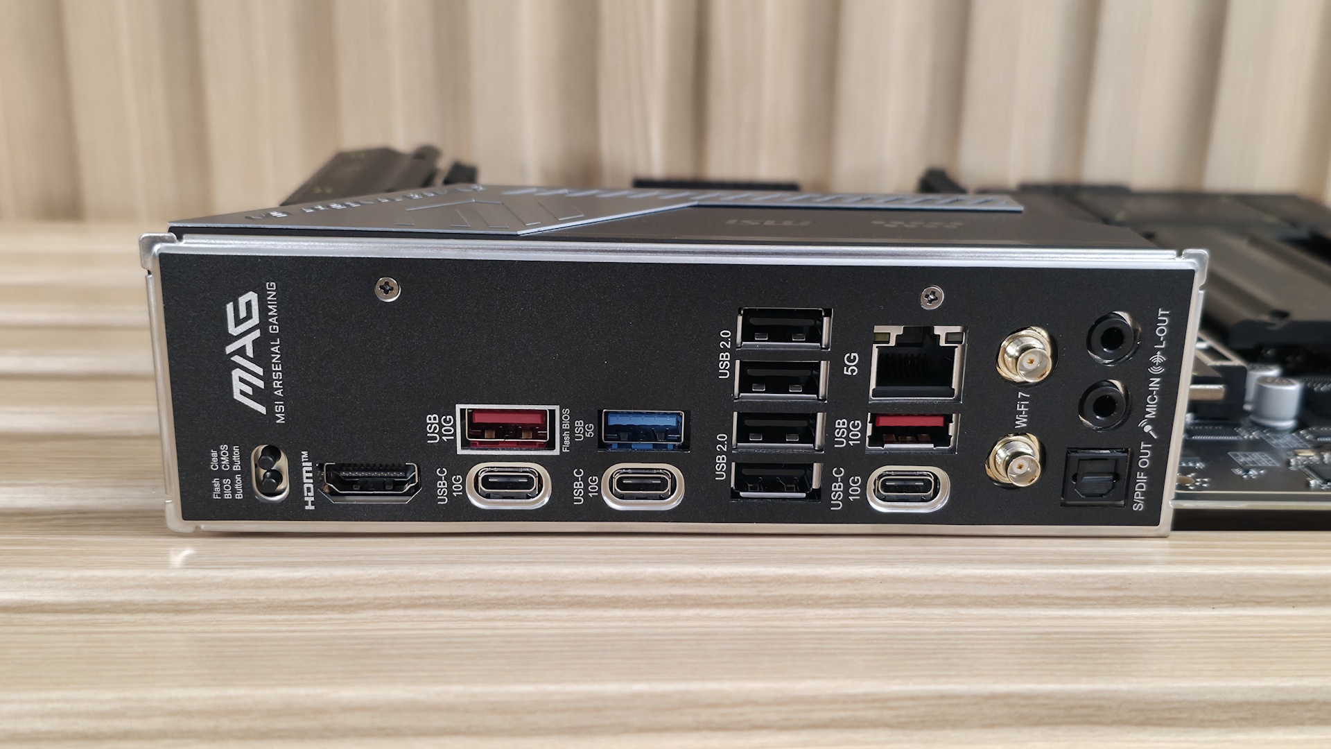 Rear IO for cheap and expensive motheboard