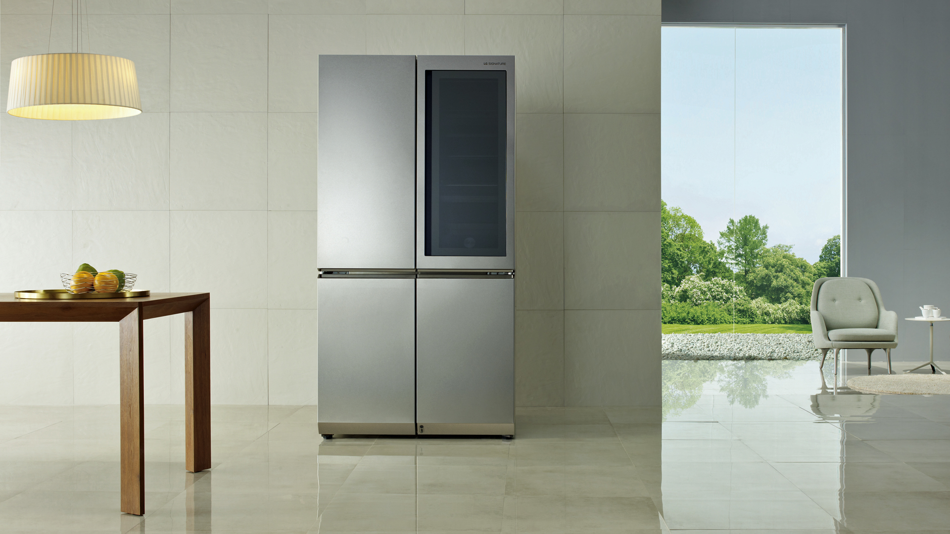 Холодильник стеклянная дверь. LG холодильник. Refrigerator Interior LG. Door on Door холодильник. Холодильник с функцией Knock-on.