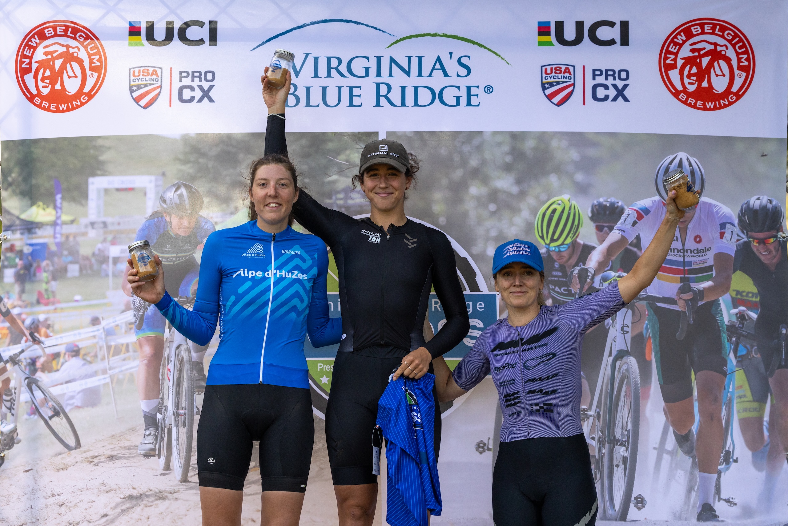 Virginia's Blue Ridge GO Cross day 2 Elite women podium (l-r): second place Manon Bakker, winner Sidney McGill (Materiaal&amp;ndash;Lastig) and third place Raylyn Nuss (STF Racing)