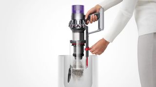 The point and shoot cleaning mechanism on the Dyson Cyclone V10 Absolute