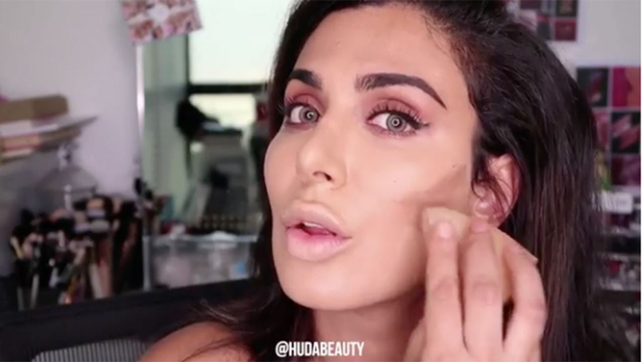 silisponge huda kattan