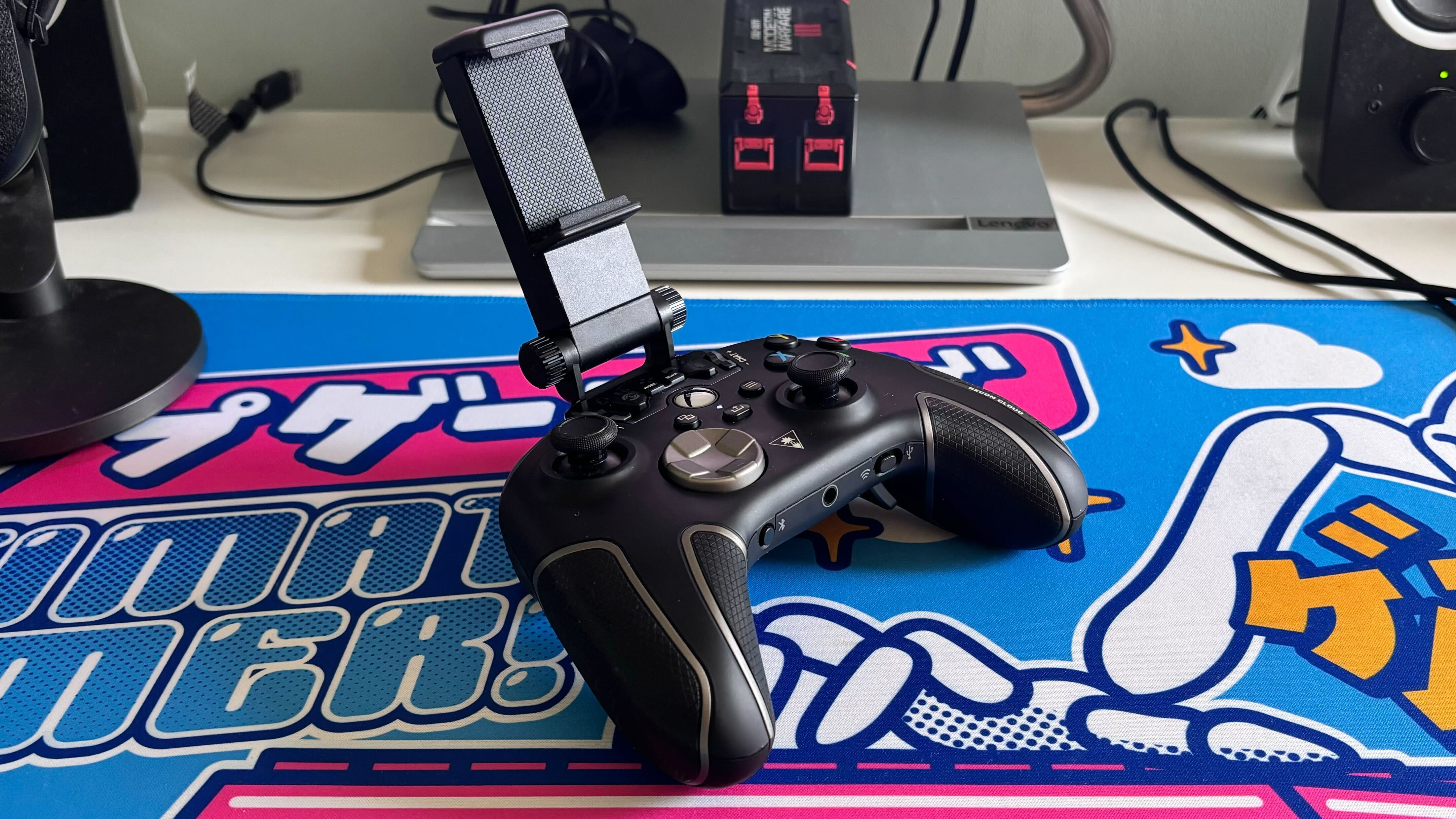 A photo showing the Turtle Beach Recon Cloud Controller on a desk.