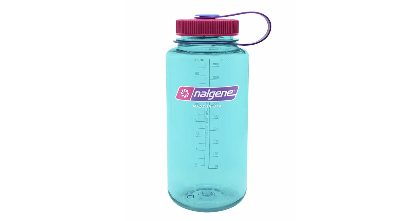 Best water bottles for hiking from short walks to multiday hikes