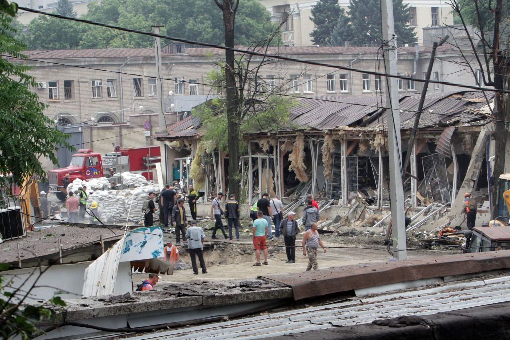 Aftermath of Russian missile strike on Dnipro