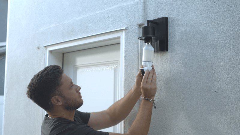 wyze bulb cam