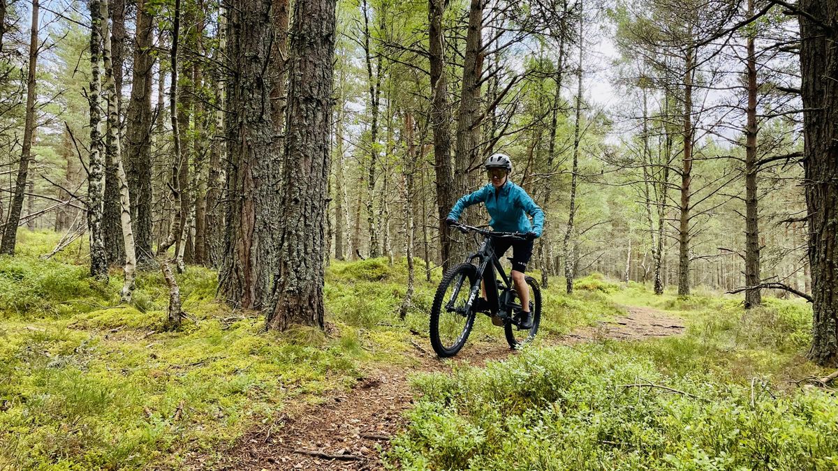 a photo of fitness editor Jane McGuire testing Shimano EP8