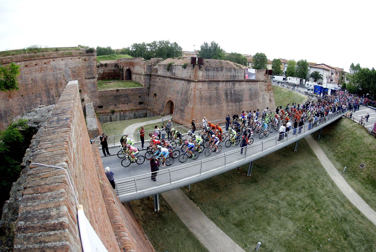 The Giro d'Italia peloton leaves Grosseto
