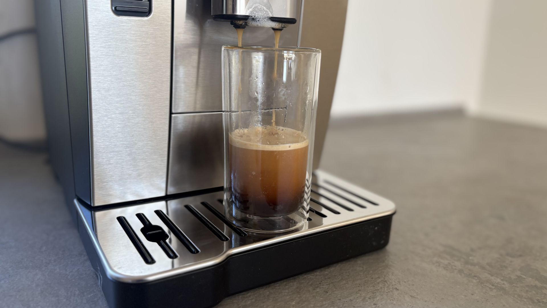 Testing the De'Longhi Eletta Ultra Coffee Machine