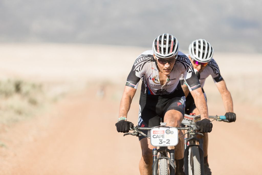 Jaroslav Kulhavy and Christoph Sauser (Investec-Songo-Specialized)