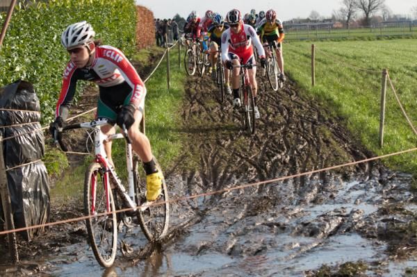Euro Cross Camp rider Curtis White (Clif Bar) plows through a muddy parcours.