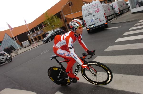 Mikhail Ignatiev (Katusha) tested his full TT rig on the Herning prologue course