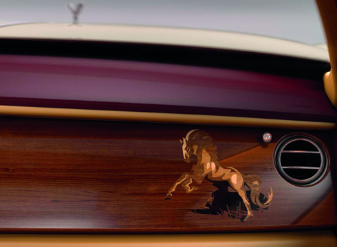 Rolls-Royce-Ghost-Majestic-Horse-Edition-2.jpg