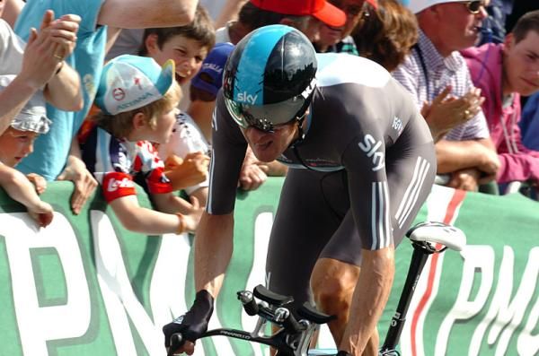 Bradley Wiggins' 2012 Tour de France started solidly with a 2nd place prologue result.