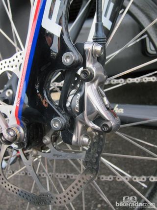 The SRAM Red hydraulic disc brake caliper has a keen two-tone finish that matches the rest of the group