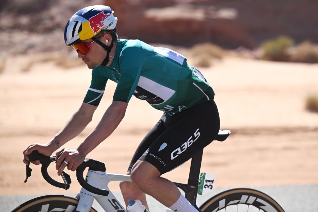 TAYMA FORT SAUDI ARABIA JANUARY 30 Tom Pidcock of The United Kingdom and Q365 Pro Cycling Team Green Leader Jersey competes during the 5th AlUla Tour 2025 Stage 3 a 1806km stage from Hegra Hejaz to Tayma Fort on January 30 2025 in Tayma Fort Saudi Arabia Photo by Szymon GruchalskiGetty Images