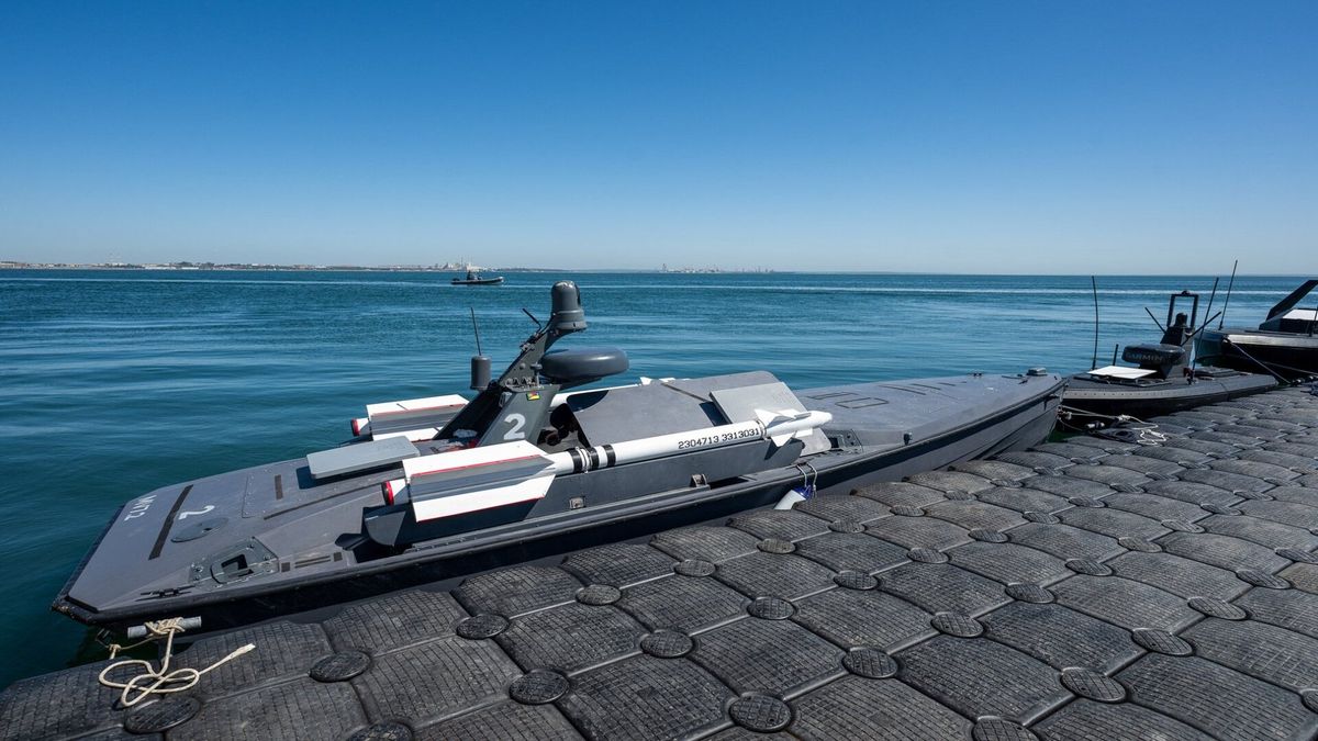 US will build Ukraine’s sea drones — including the one that shoots down jets