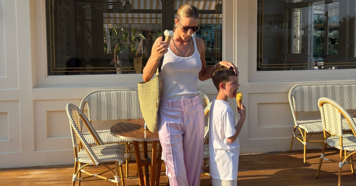 The Extremely Pretty Trouser Trend Tempting Me to Quit Jeans and Black Pairs