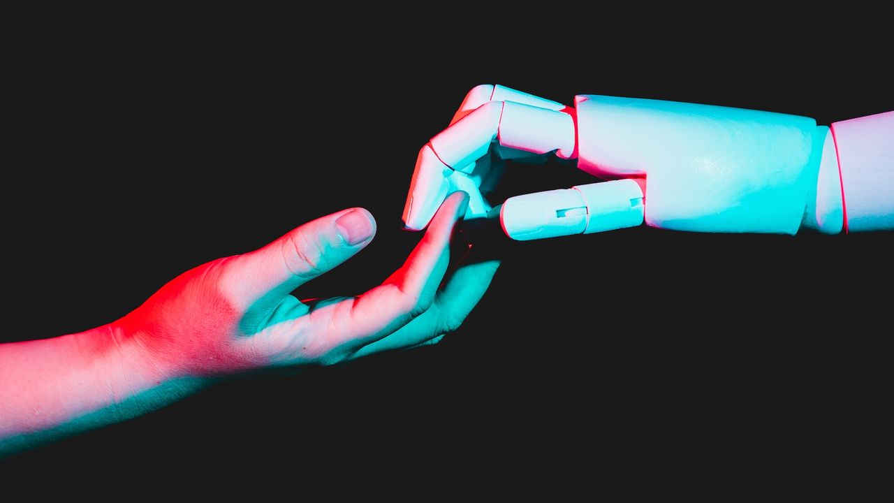 'I would never let a robot incubate my child': Poll on 'pregnancy robots' divides Live Science readers