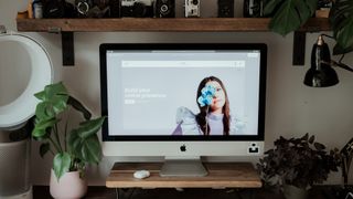 Website builder Squarespace displayed on Mac desktop, site says: Build Your Online Presence