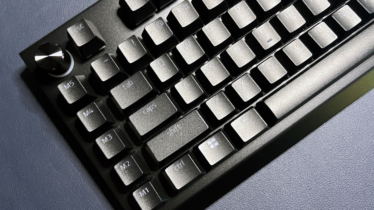 close up of right side of Black Widow V4 Pro with extra macro buttons