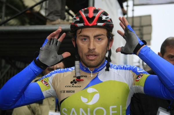 Daniele Colli (Type 1 - Sanofi Aventis) at the finish