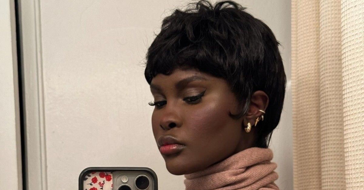 10 Wealthy-Smelling Perfumes I am Shopping for Whereas They’re on Sale