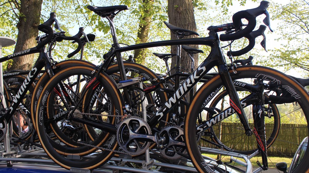 Quick-Step Floors had a few of the older Specialized Roubaix models as spare bikes