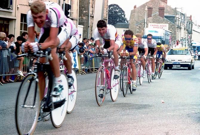 Udo Bolts leads the Telekom team in 1995