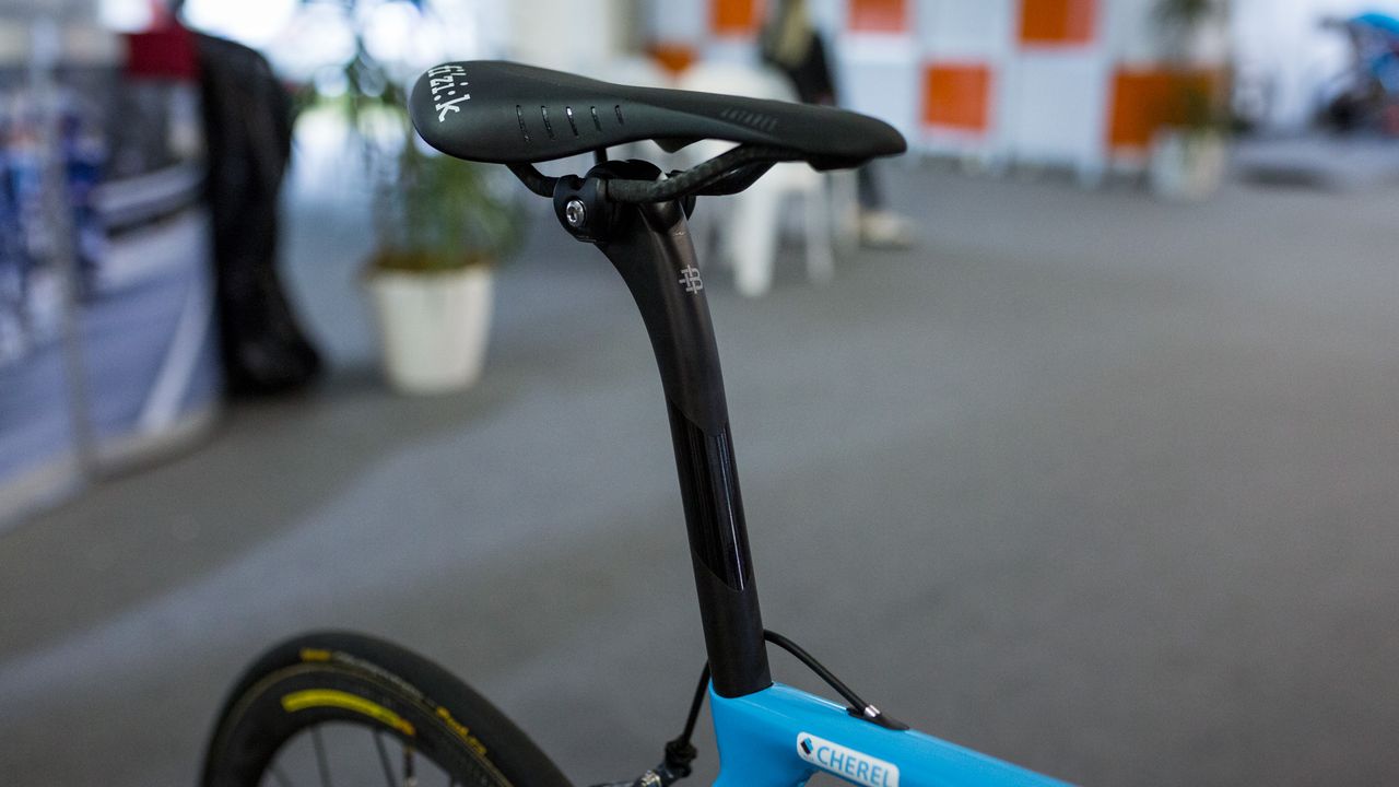 A look at the Black Inc carbon seat post