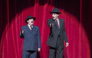 A scene from Kiss Me Kate by Cole Porter @ Grand Theatre, Leeds. An Opera North and Welsh National Opera Production. Conductor, James Holmes. Directed by Jo Davies.