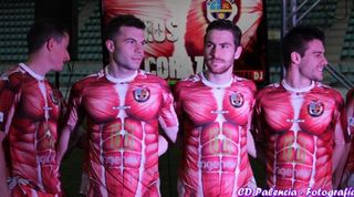 CD Palencia 2016/17 'muscle' home kit