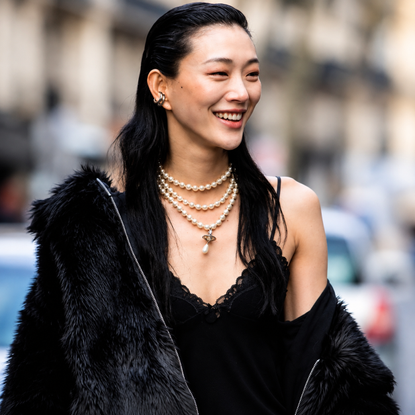 street style photo of woman wearing pearls