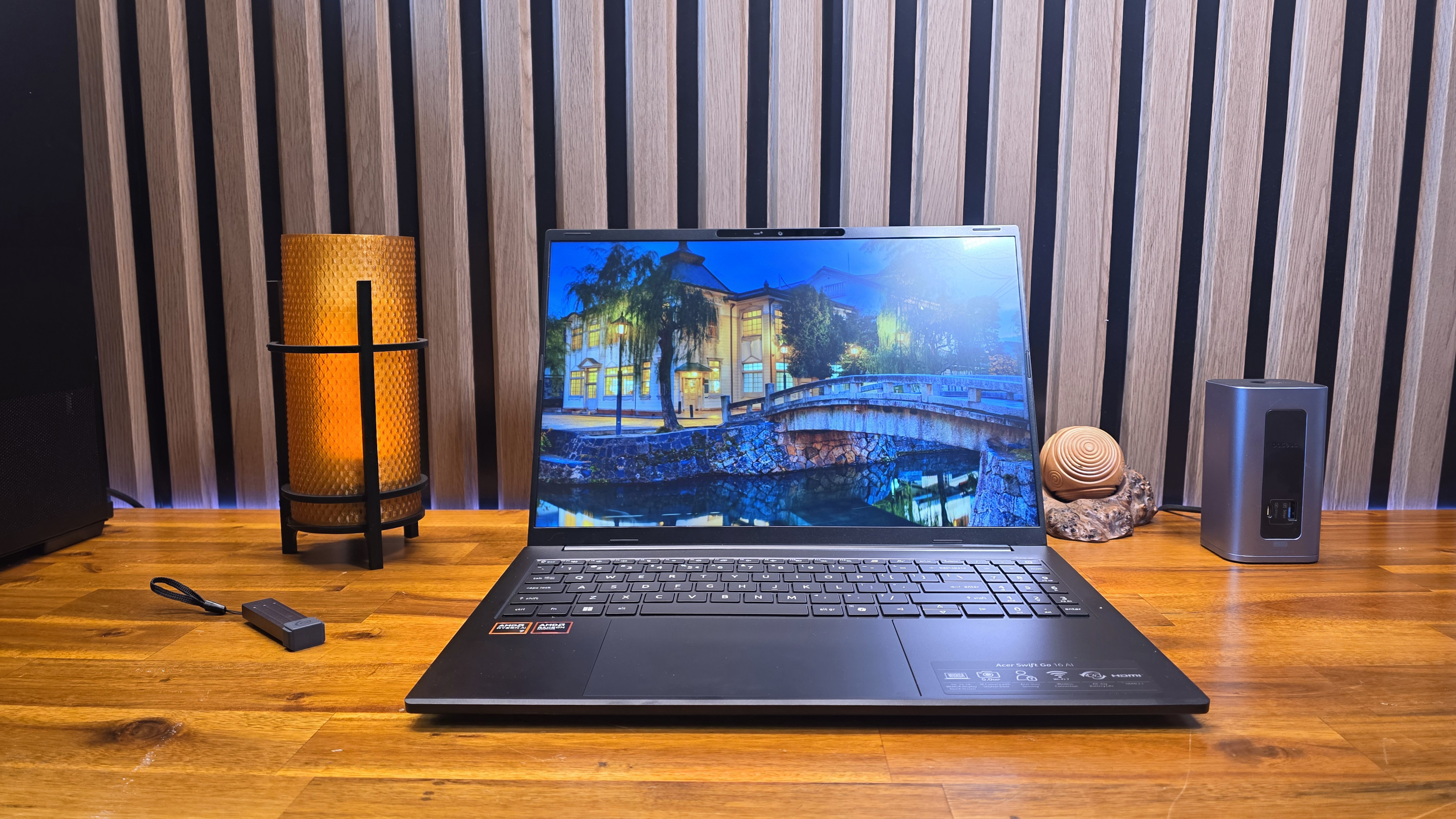 Acer Swift Go 16 AI (AMD Gorgon Point)
