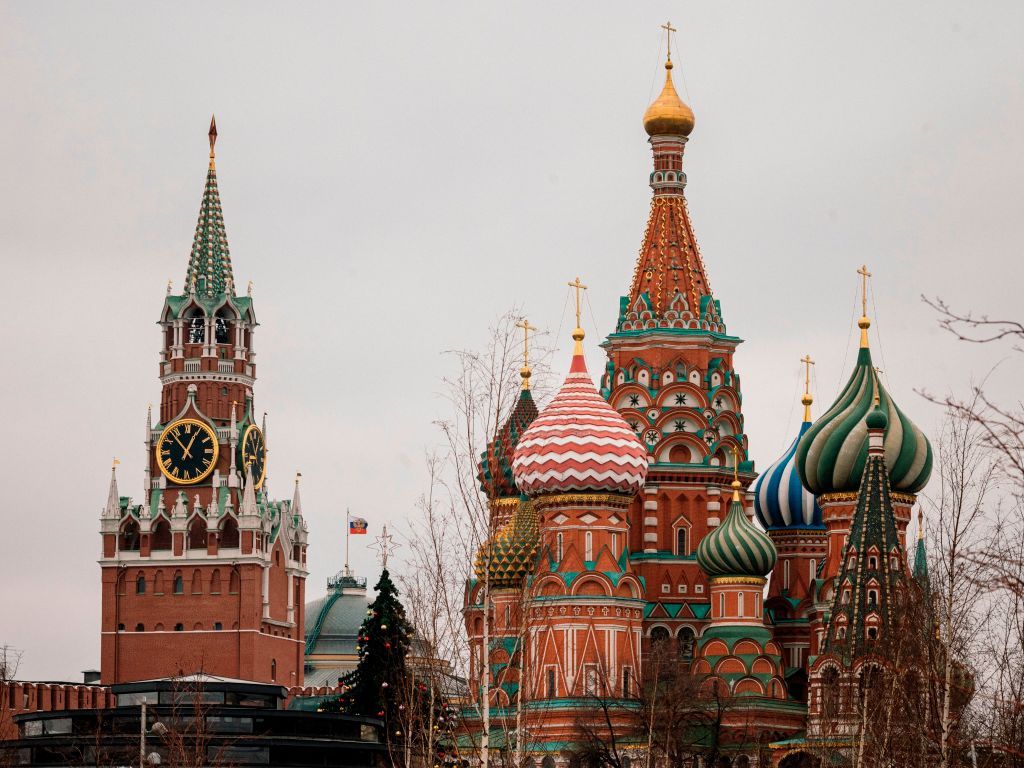 Kremlin and St. Basil&amp;#039;s.