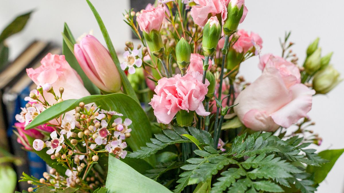 Valentine's Day flower delivery