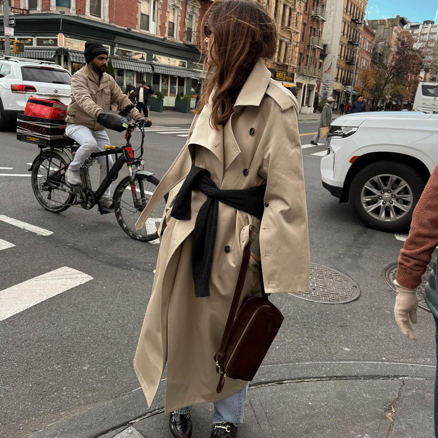 I'm a New Yorker—5 Fresh and Elegant Micro-Trends Everyone's Suddenly Wearing