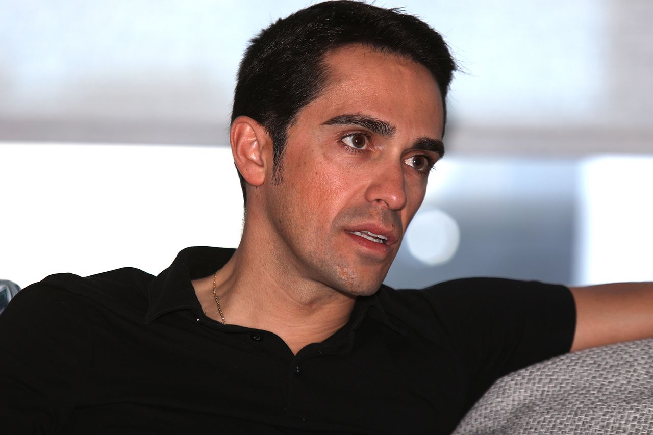 Alberto Contador in discussion with Cyclingnews