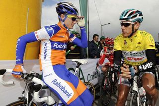 Matti Breschel (Rabobank) chats with race leader Philippe Gilbert (Omega Pharma-Lotto)