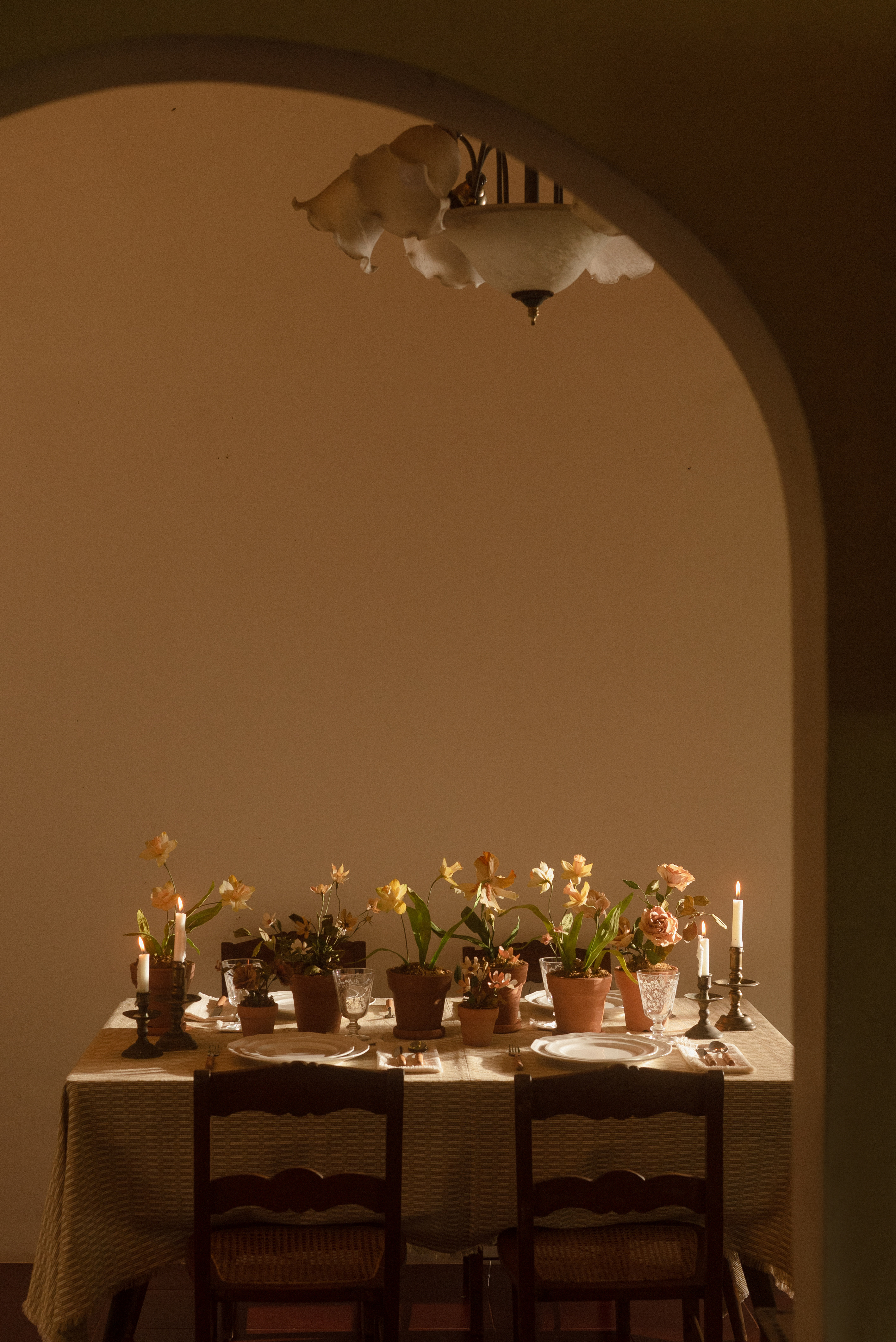 Tablescape with yellow flowers