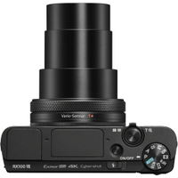 Sony Cyber-shot RX100 VII |