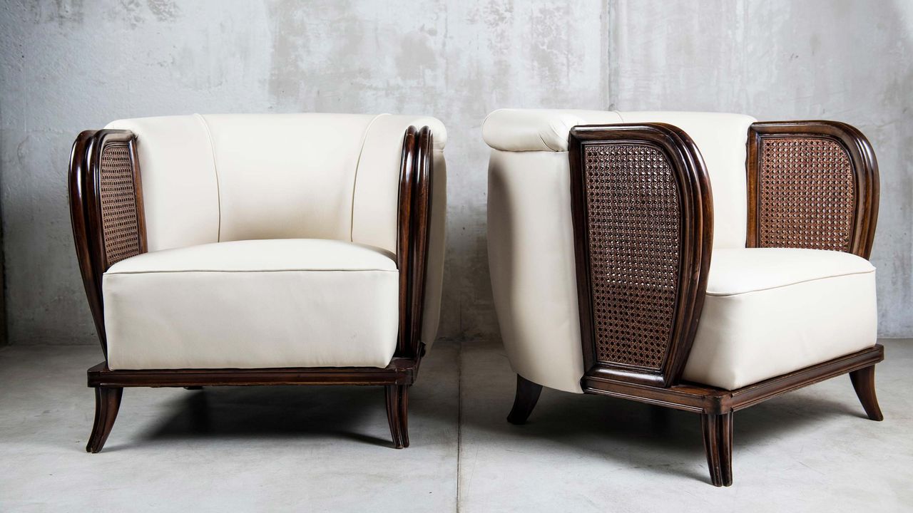 white armchairs from 1stDibs