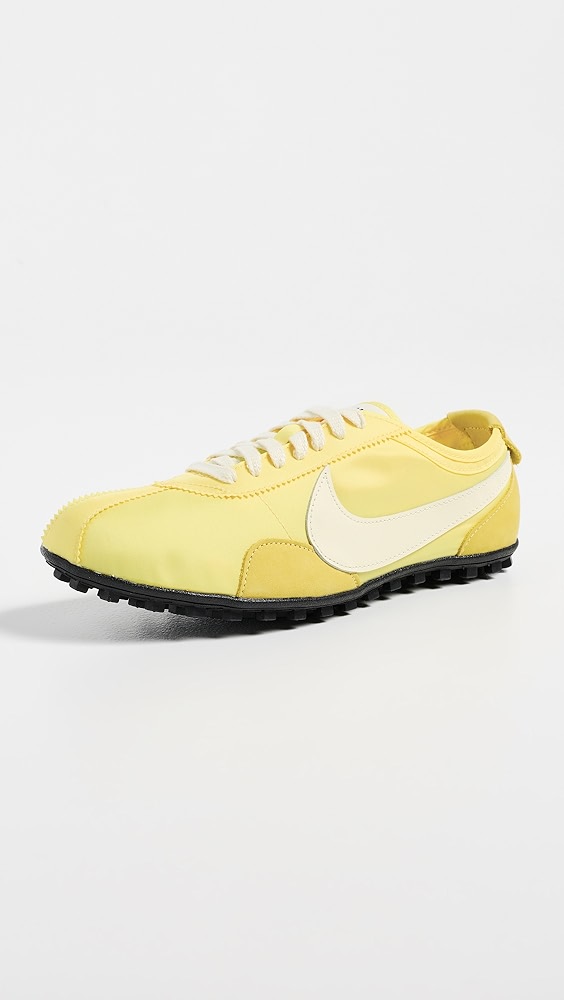 Nike Moon Og Sneakers