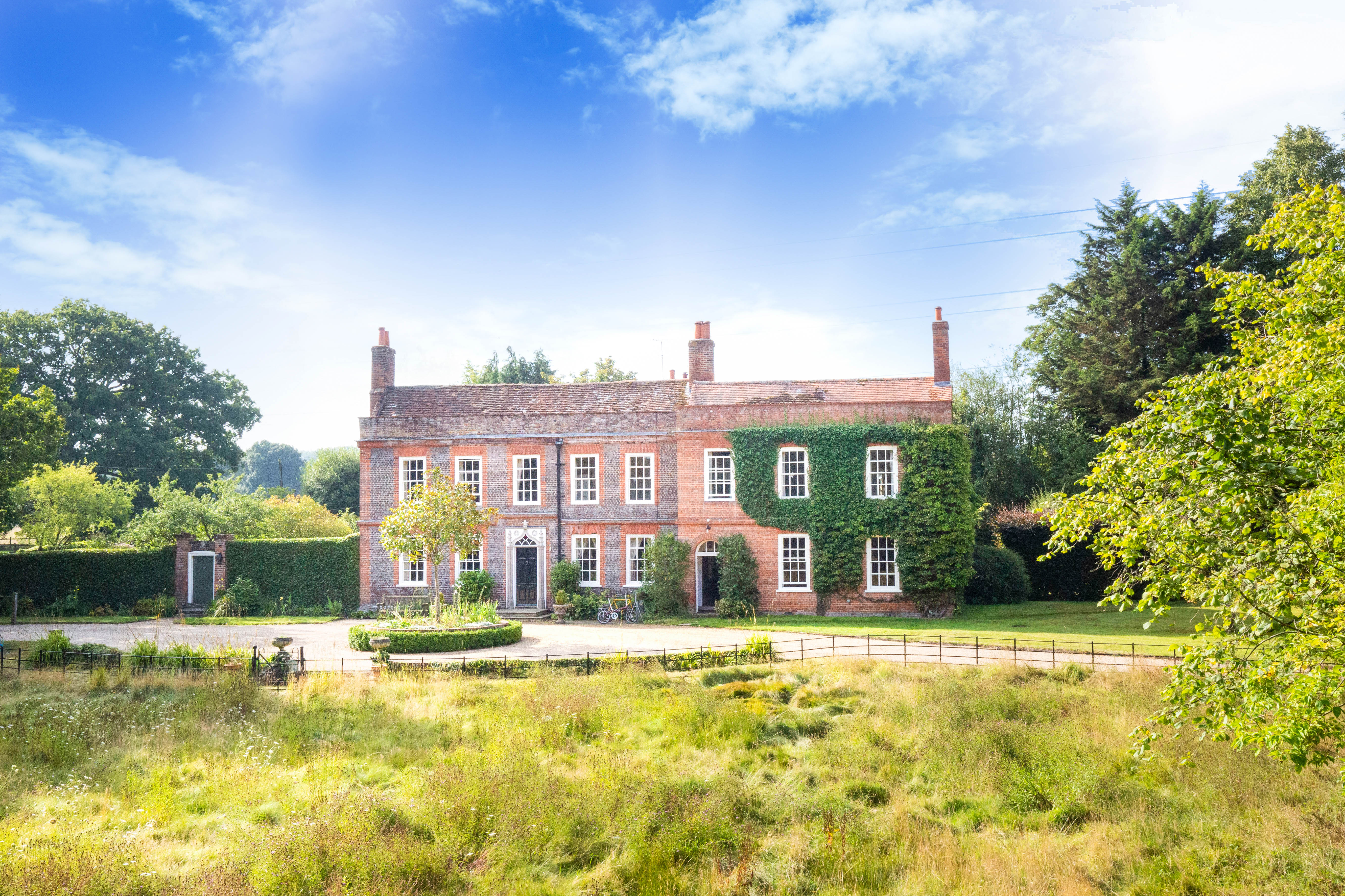 new-glaston-front-september2.jpg