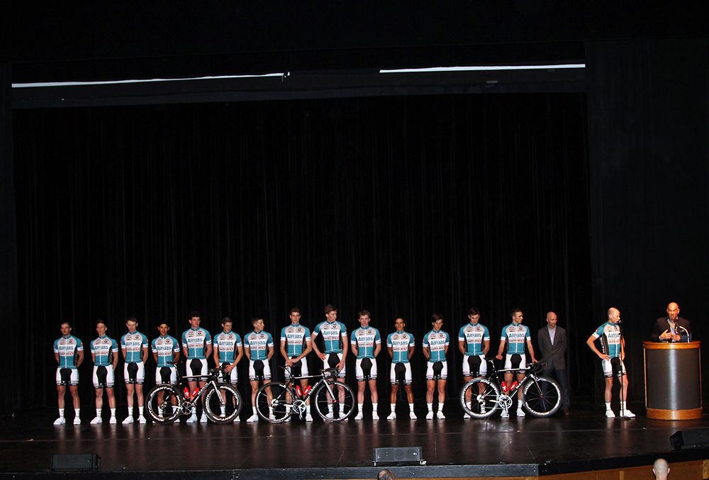 The Airgas-Safeway squad ready and eager to show their stuff
